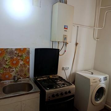 Генерала Олекси Алмазова вул. (Генерала Карпенка), 35