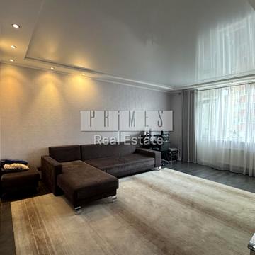 Василя Симоненка вул., 5-А