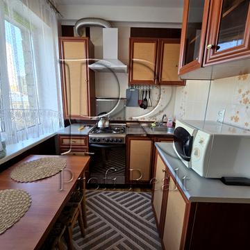 Преображенська вул. (Івана Клименка), 16