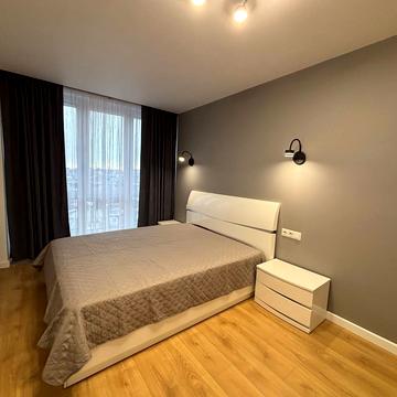 Бельведерська вул., 28а