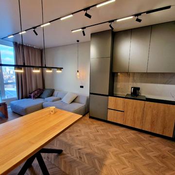 Причальна вул., 12