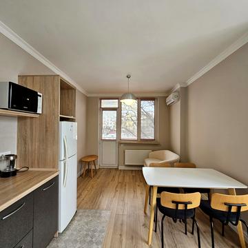 Жамбила Жабаєва вул. (Кузьминська), 22