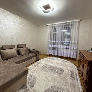 Хіміків вул., 21