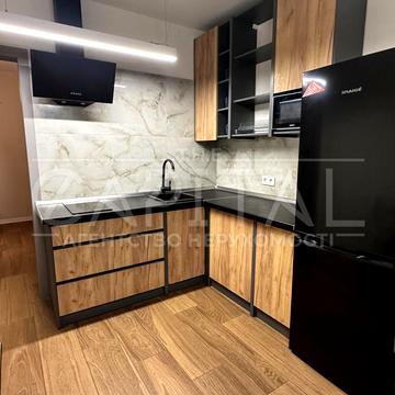 Столичне шосе, 3