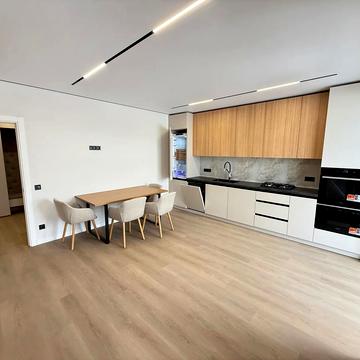 Княгинин вул., (Будинок 15)