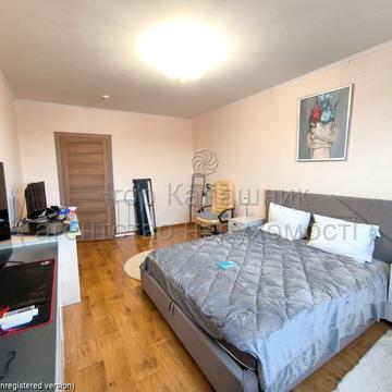 Ревуцького вул., 54