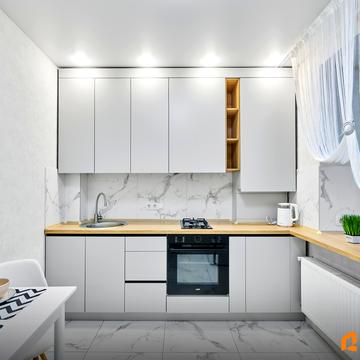 Машинобудівників вул., 27