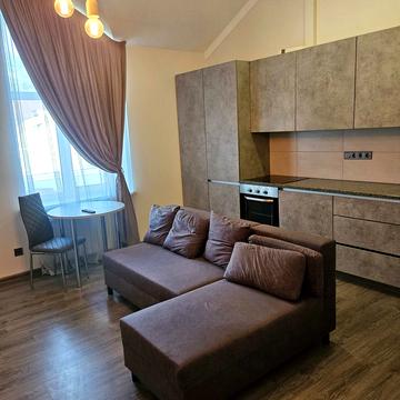 Сумська вул., 2