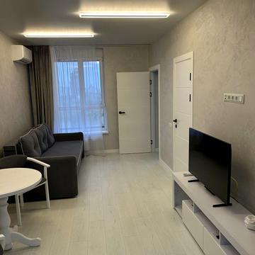 Олени Теліги вул., 25