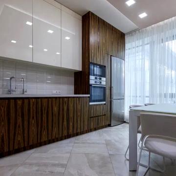 Дніпровська набережна вул., 14-А