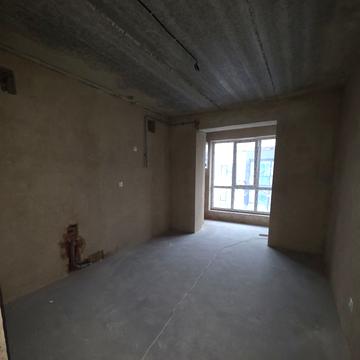 Фабрична вул., 1