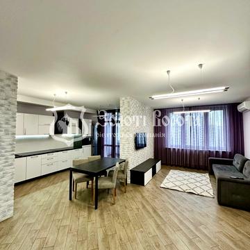 Драгоманова вул., 4-А