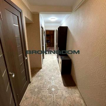 Європейського Союзу просп. (Правди), 80-А