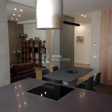 Андрія Верхогляда вул. (Михайла Драгомирова), 15