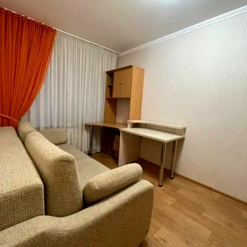 Набережна Перемоги вул., 78