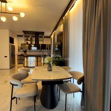 Святищенська вул., 4