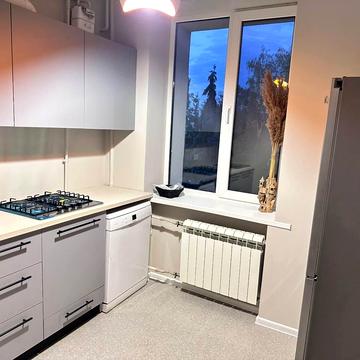 Сергія Єфремова вул. (Ворошилова), 2-А