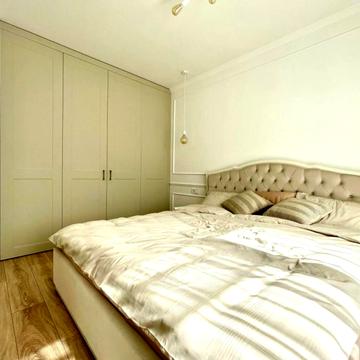 Зарічна вул., 6