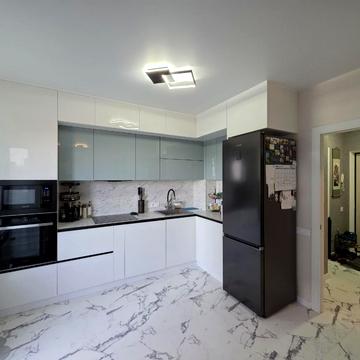 Академіка Сахарова вул., (Будинок 1)