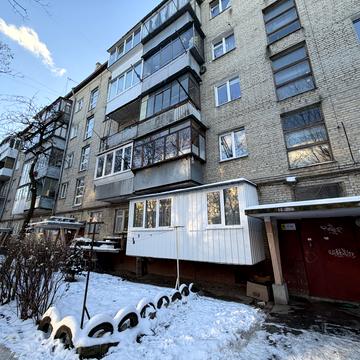 Дунайська вул., 7