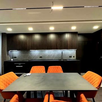 Микільсько-Слобідська вул., 8