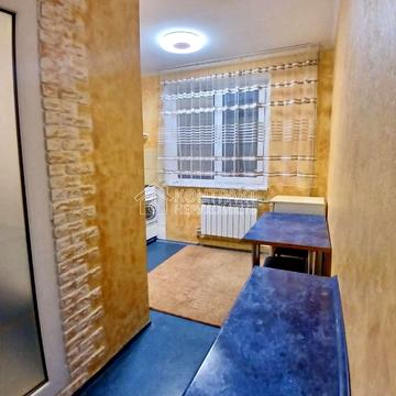 Героїв Харкова просп. (Московський), 308