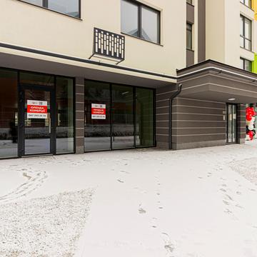 Угорська вул., 14