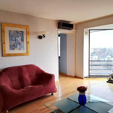 Печенізька вул., 16