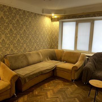 Леоніда Каденюка просп. (Юрія Гагаріна), 13-А