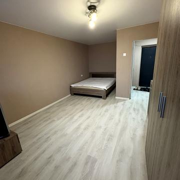 Виставкова вул. (Полковника Потєхіна), 2