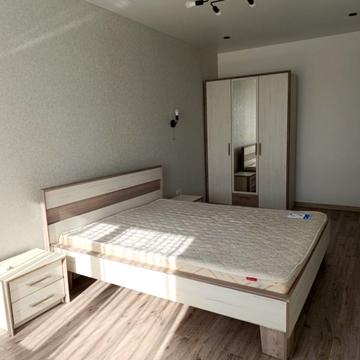 Карпатська вул., 17