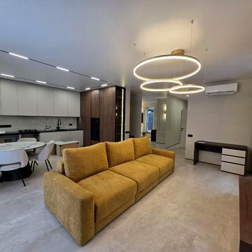 Донецька, 23