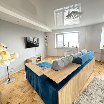 Незалежної України вул. (40 років Радянської України), 2-А