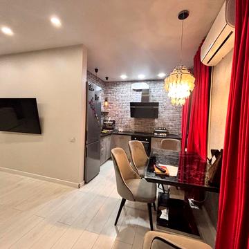 Миру вул., 57