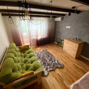 Лукяна Кобилиці вул., 20