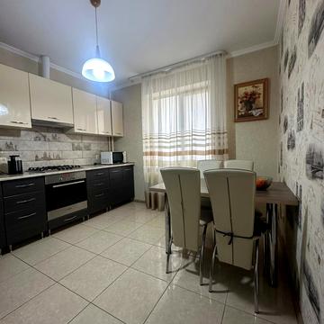 Устима Кармелюка вул., 17