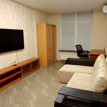 Польова вул., 73