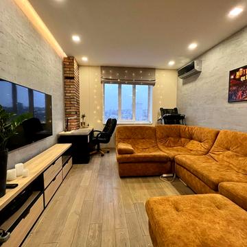 Виконкомівська вул., 24-Б