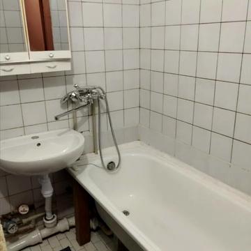 Академіка Корольова просп., 12-А