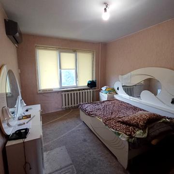 Українська вул., 1