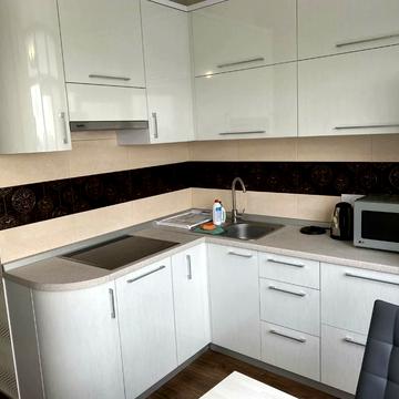 Валерія Самофалова вул. (Каманіна), 16-А/5