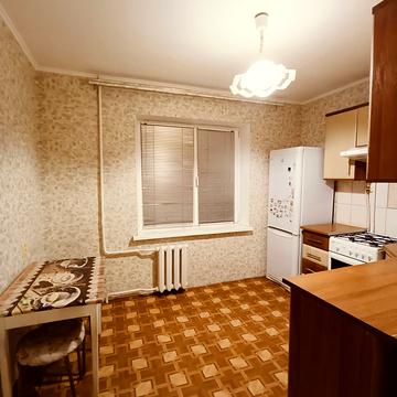 Героїв просп., 37