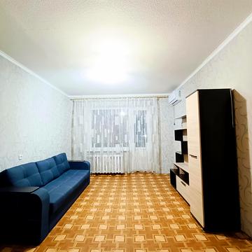 Героїв просп., 37