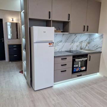 Кадетський Гай вул., 10