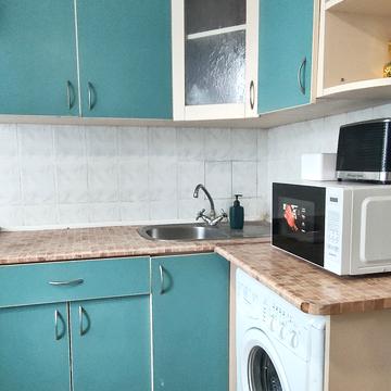 Героїв Дніпра вул., 25