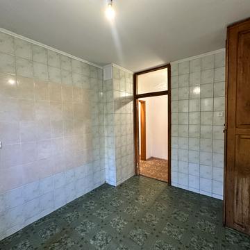 Лариси Руденко вул., 15/14