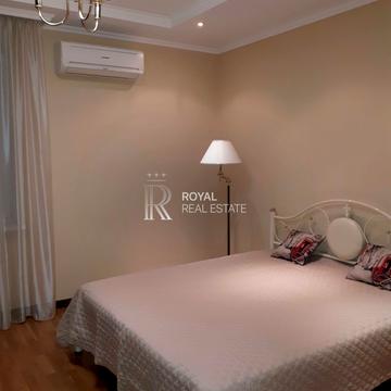 Михайла Гришка вул., 9