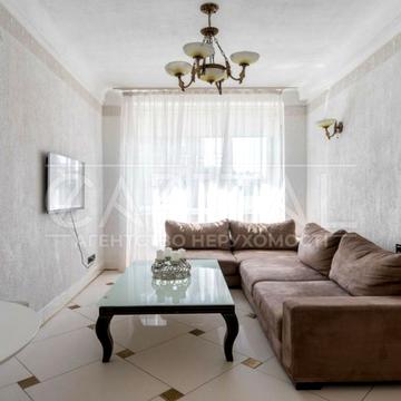 Тараса Шевченка бульв., 2