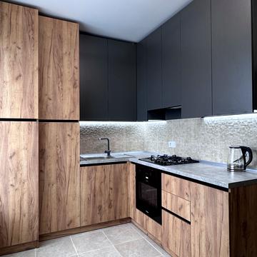 Приозерний бульв., 5