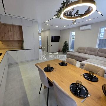 Райдужна вул., 30